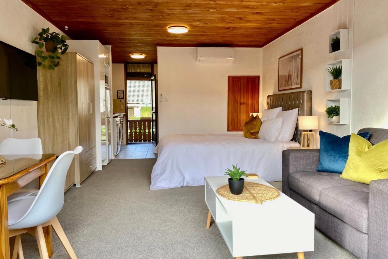 The Swiss Chalet Holiday Apartment 5, Bay Of Islands Paihia Exterior photo